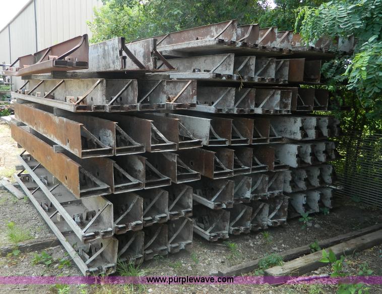 image for item BG9875 Paving forms