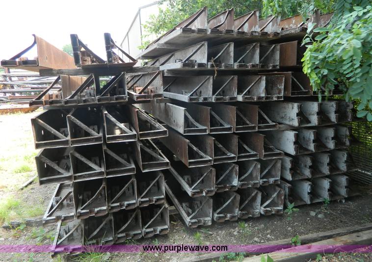 image for item BG9875 Paving forms