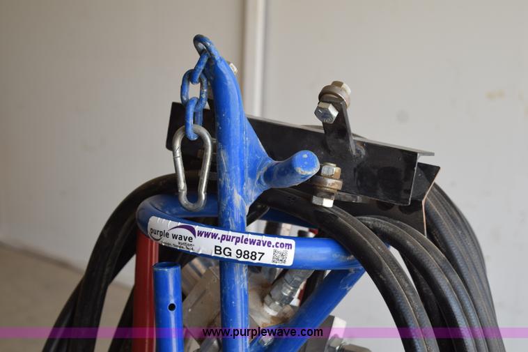 image for item BG9887 Bunyan roller screed