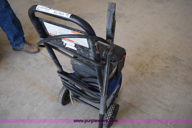 image for item BG9893 Campbell Hausfeld pressure washer