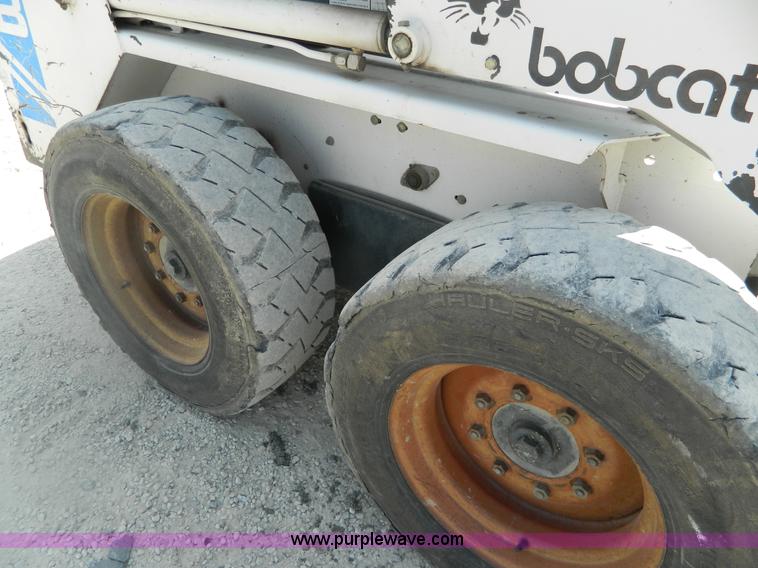 image for item BH9520 1995 Bobcat 743B skid steer