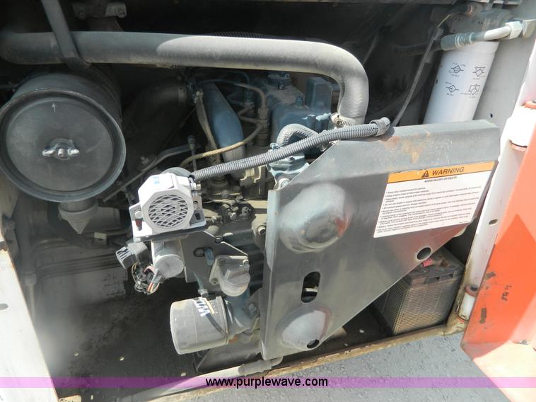 image for item BH9520 1995 Bobcat 743B skid steer