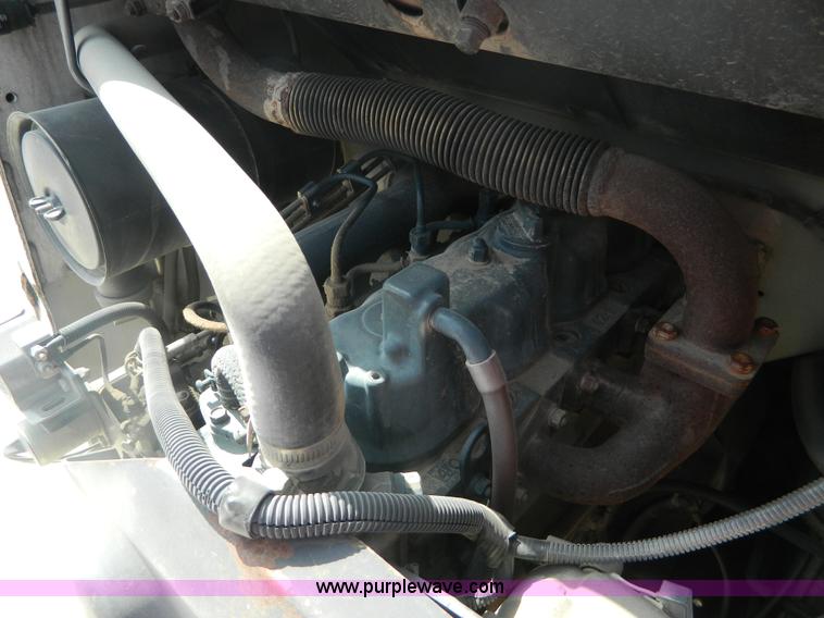 image for item BH9520 1995 Bobcat 743B skid steer