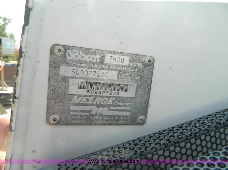 image for item BH9520 1995 Bobcat 743B skid steer
