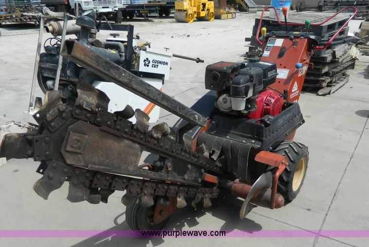 image for item BH9524 Ditch Witch 1230H trencher