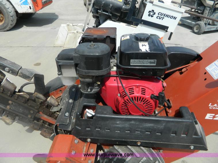 image for item BH9524 Ditch Witch 1230H trencher