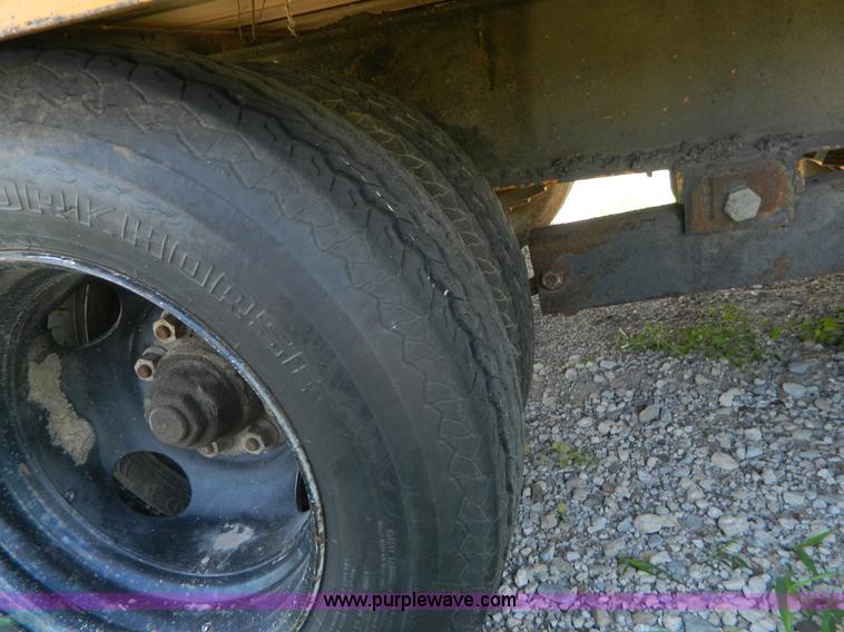 image for item BJ9177 1990 Custom 10T100 equipment trailer