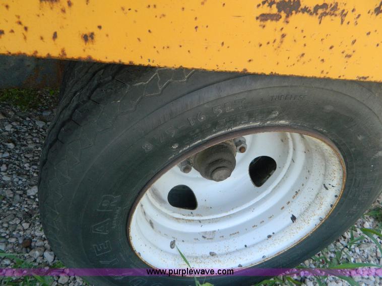 image for item BJ9177 1990 Custom 10T100 equipment trailer