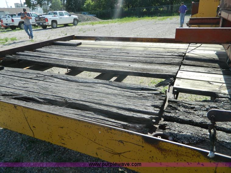 image for item BJ9177 1990 Custom 10T100 equipment trailer