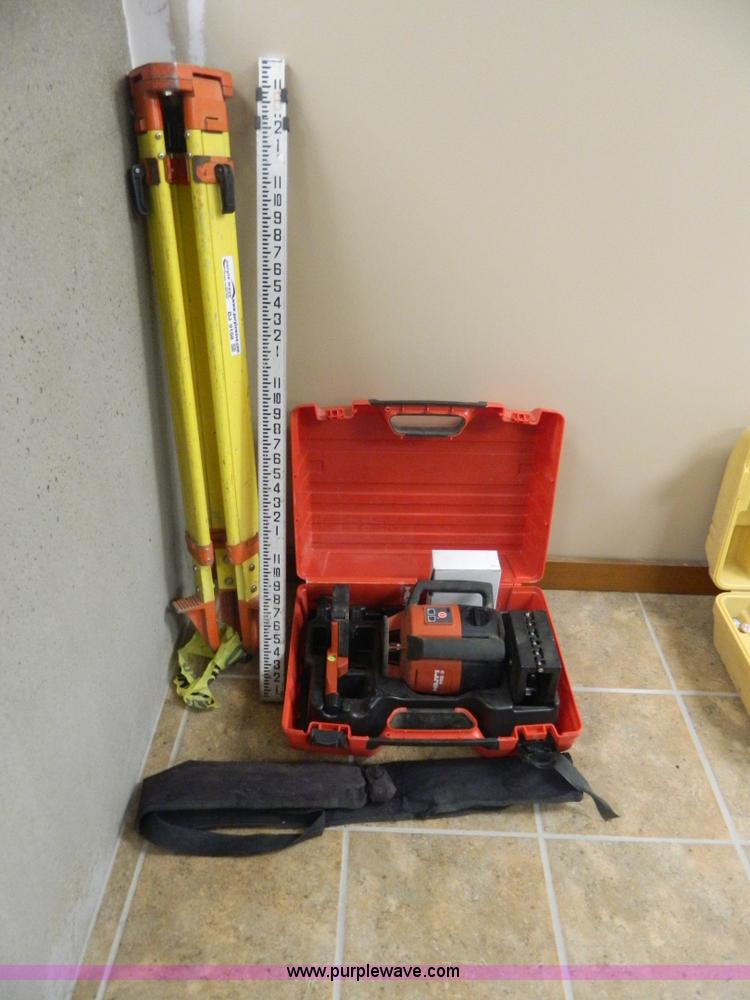image for item BJ9198 2009 Hilti PRE3 laser level