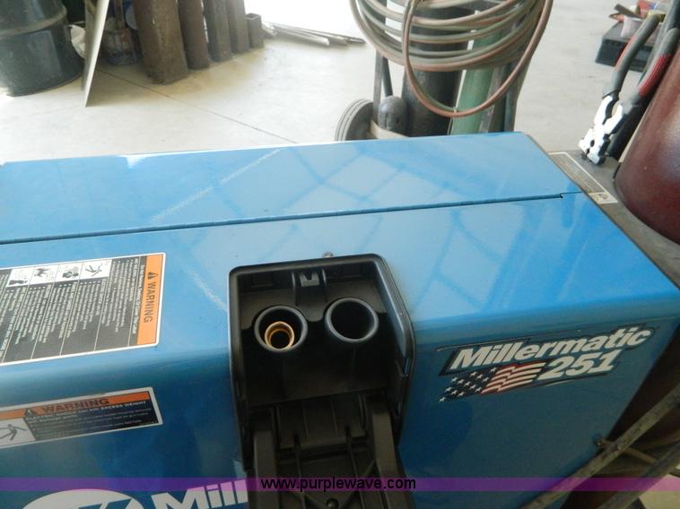 image for item BJ9230 Miller MillerMatic 251 wire feed welder