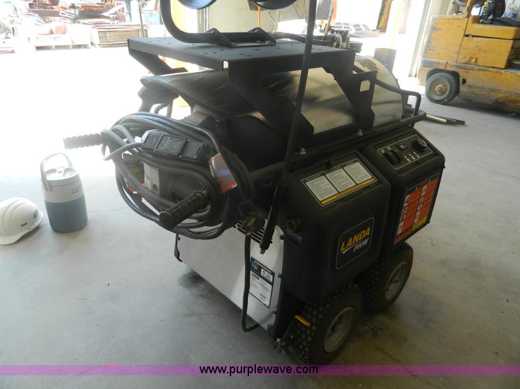 image for item BJ9240 Landa PHW pressure washer