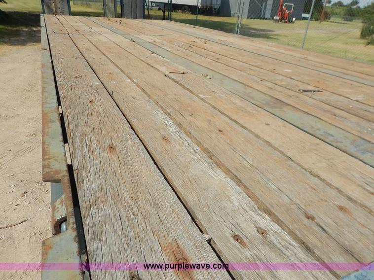 image for item J3837 2007 Kaufman HP20ton equipment trailer