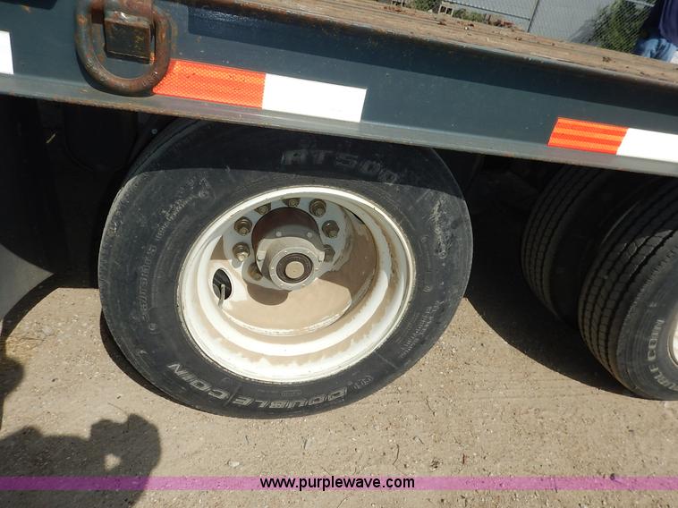 image for item J3837 2007 Kaufman HP20ton equipment trailer