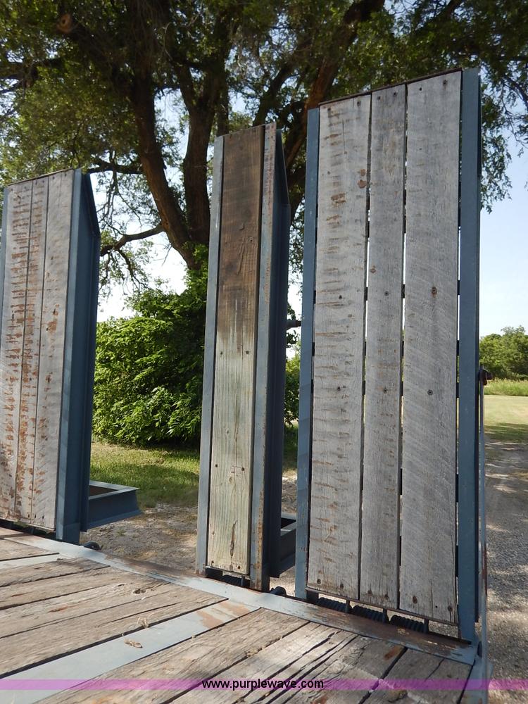 image for item J3837 2007 Kaufman HP20ton equipment trailer