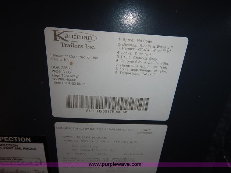 image for item J3837 2007 Kaufman HP20ton equipment trailer
