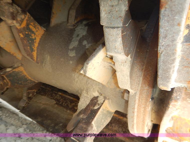 image for item J3841 1999 Gomaco GT3600 curb machine