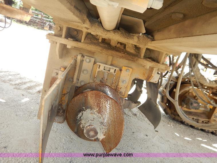 image for item J3841 1999 Gomaco GT3600 curb machine