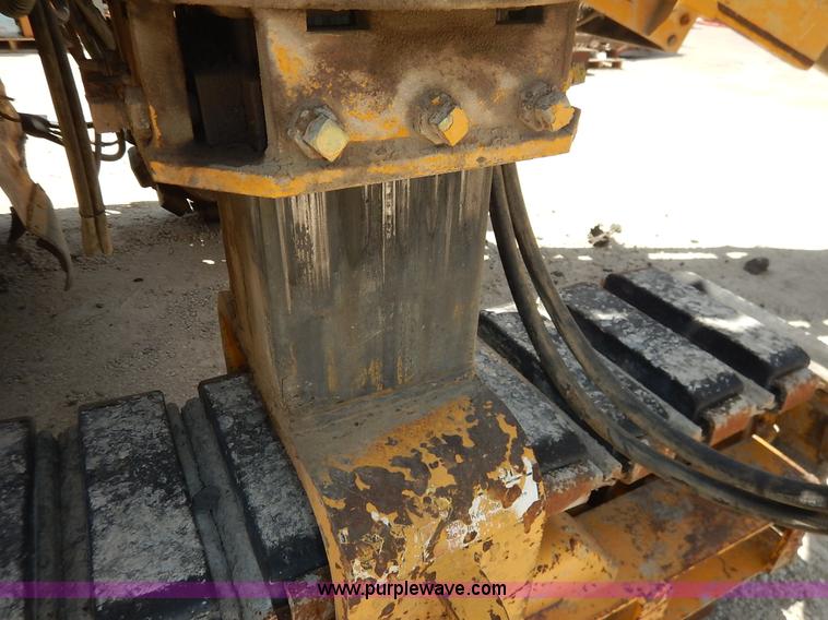 image for item J3841 1999 Gomaco GT3600 curb machine