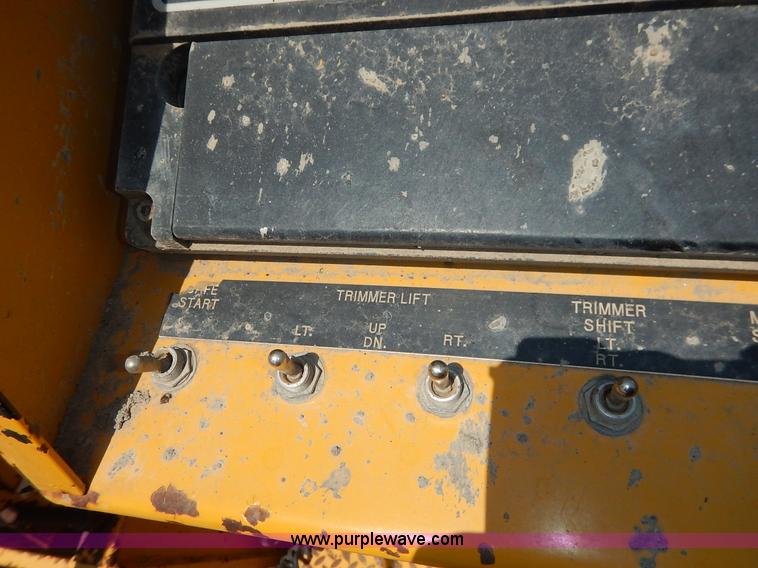 image for item J3841 1999 Gomaco GT3600 curb machine