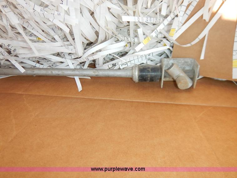 image for item J3841 1999 Gomaco GT3600 curb machine