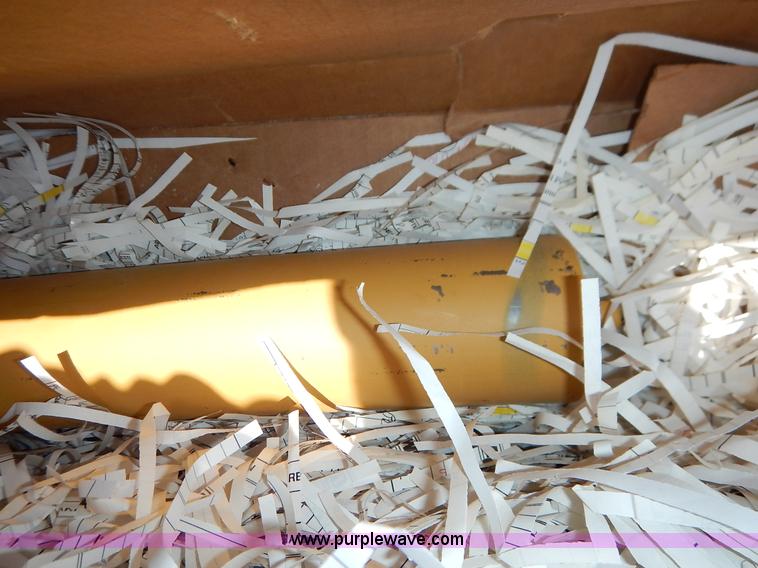 image for item J3841 1999 Gomaco GT3600 curb machine