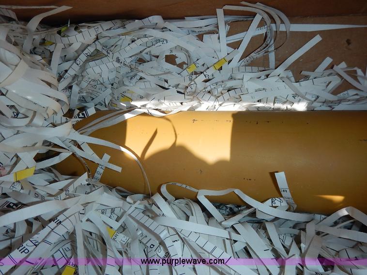 image for item J3841 1999 Gomaco GT3600 curb machine