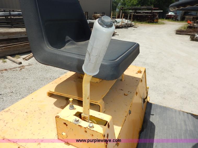 image for item J3843 Bomag D5407 vibratory double drum roller