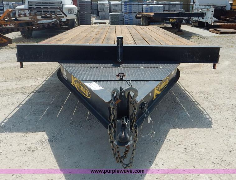 image for item J3848 2004 Kaufman utility trailer
