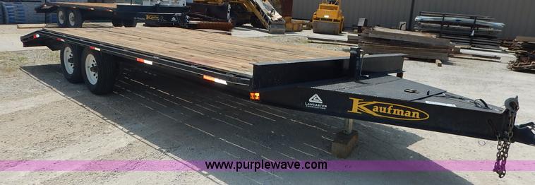 image for item J3848 2004 Kaufman utility trailer