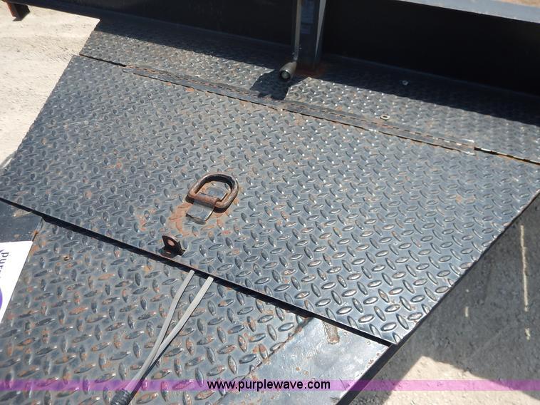 image for item J3848 2004 Kaufman utility trailer