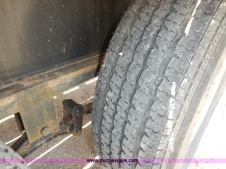 image for item J3848 2004 Kaufman utility trailer