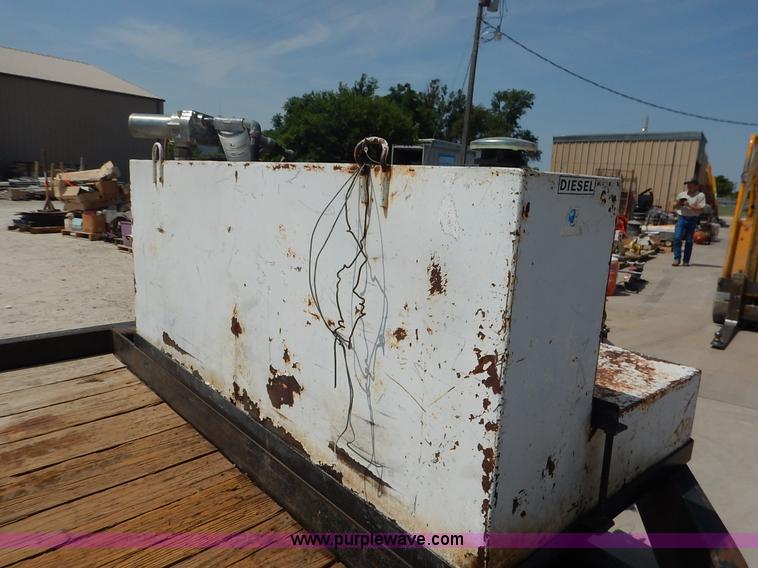 image for item J3862 2003 Belshe equipment trailer