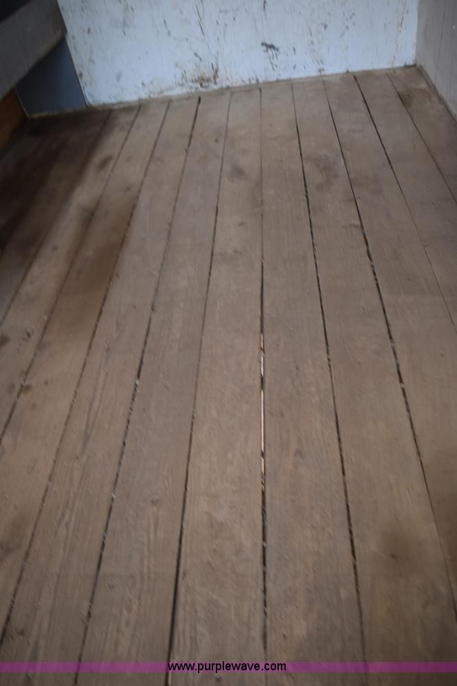 image for item K6101 1998 CM cargo trailer