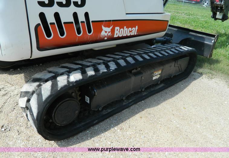 image for item K8098 2009 Bobcat 335G compact excavator