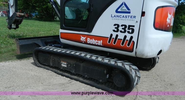 image for item K8098 2009 Bobcat 335G compact excavator