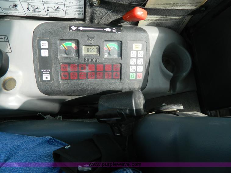 image for item K8098 2009 Bobcat 335G compact excavator