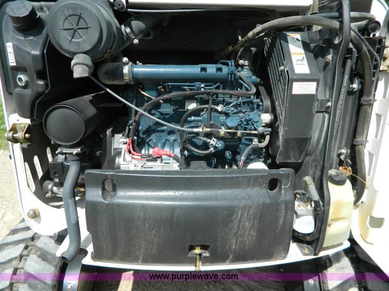 image for item K8098 2009 Bobcat 335G compact excavator