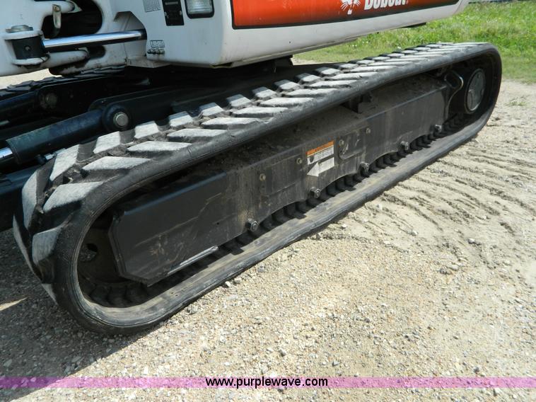 image for item K8098 2009 Bobcat 335G compact excavator
