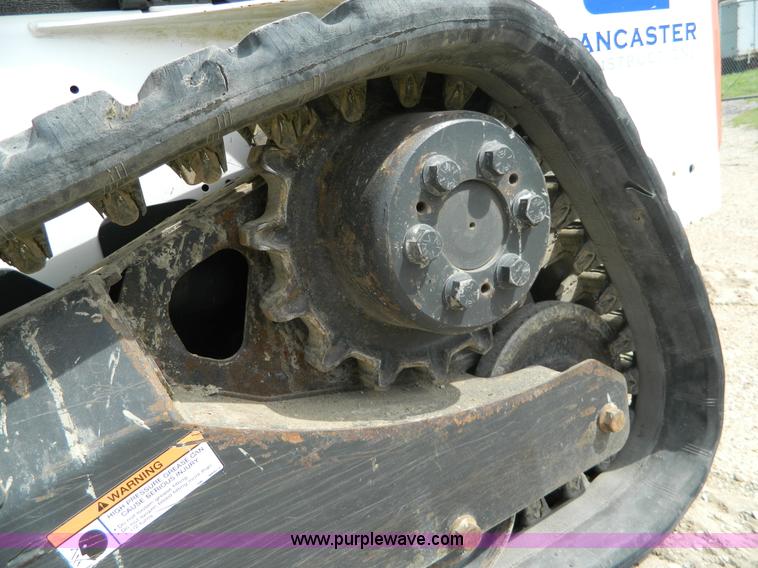 image for item K8099 2009 Bobcat T190 skid steer