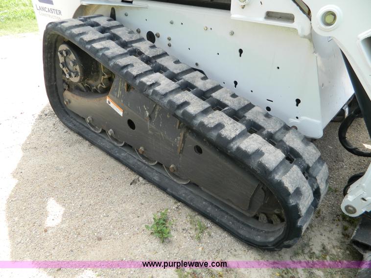 image for item K8099 2009 Bobcat T190 skid steer