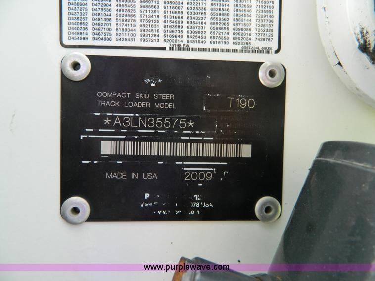 image for item K8099 2009 Bobcat T190 skid steer