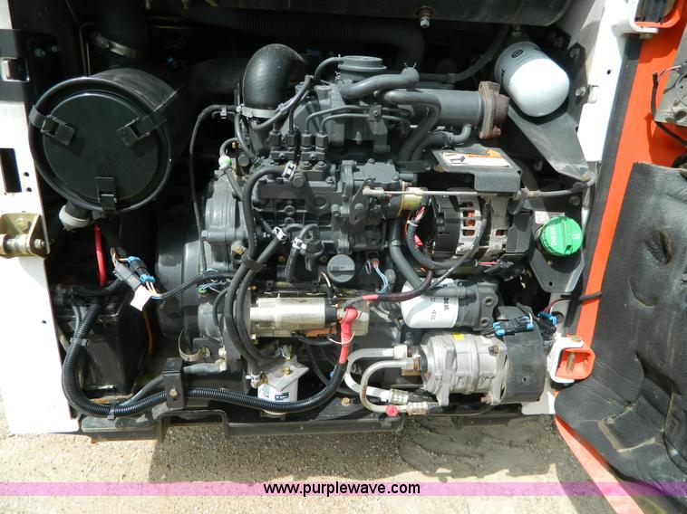 image for item K8099 2009 Bobcat T190 skid steer