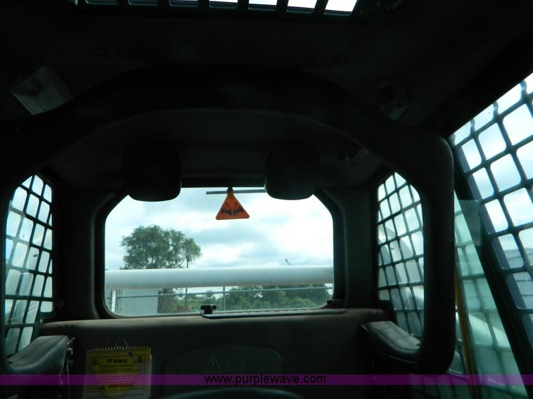 image for item K8099 2009 Bobcat T190 skid steer