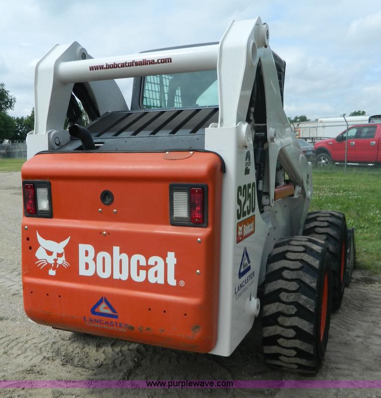 image for item K8100 2010 Bobcat S250 skid steer