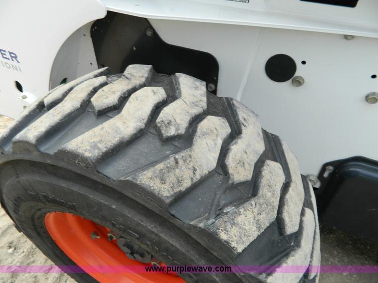 image for item K8100 2010 Bobcat S250 skid steer