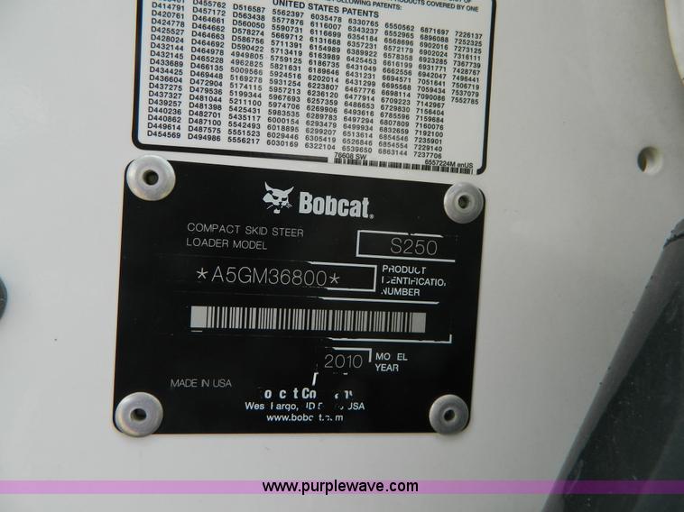 image for item K8100 2010 Bobcat S250 skid steer