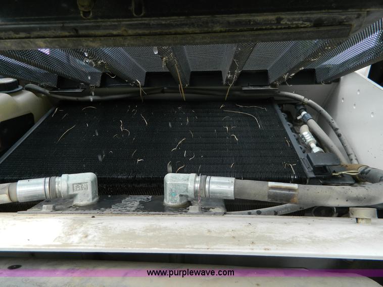 image for item K8100 2010 Bobcat S250 skid steer