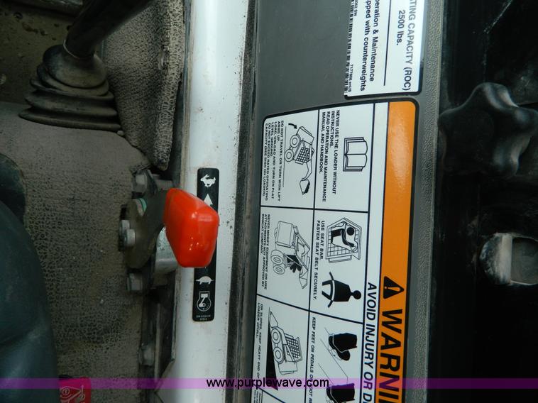image for item K8100 2010 Bobcat S250 skid steer