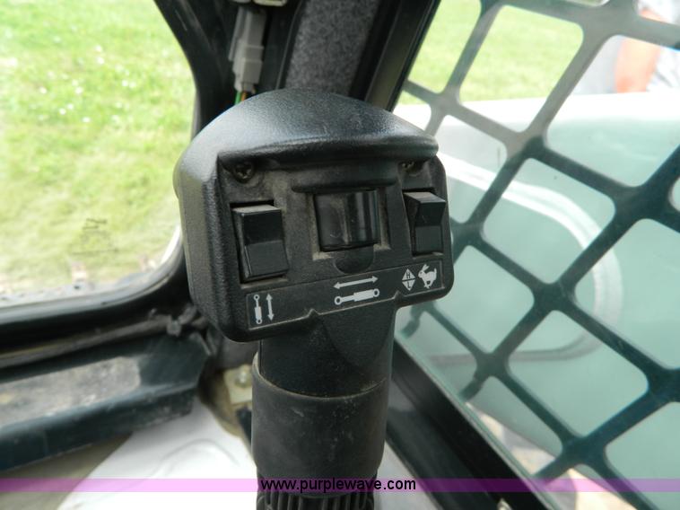 image for item K8100 2010 Bobcat S250 skid steer